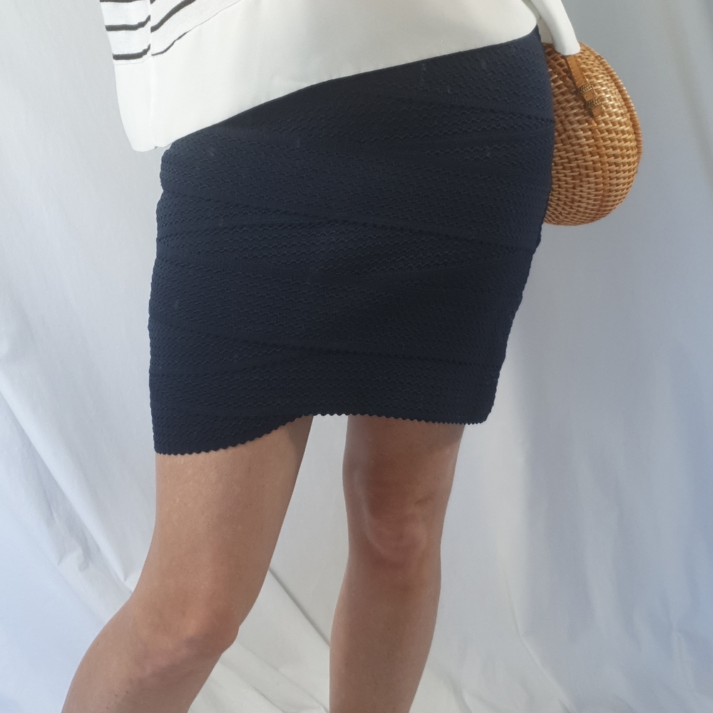 H&M navy blue stretch bandage mini skirt size XS